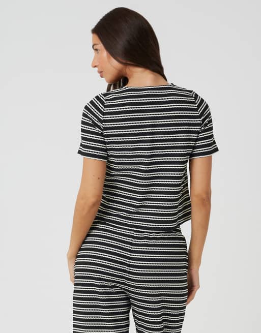 Brave Soul Textured jersey stripe short sleeve top in black, 2 of 4