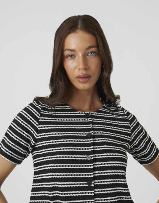Brave Soul Textured jersey stripe short sleeve top in black, 4 of 4