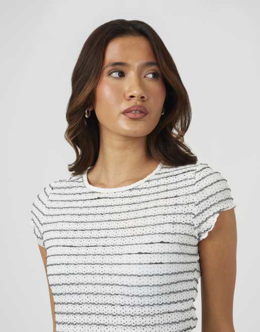 Brave Soul Textured jersey stripe short sleeve top in cream, 4 of 4