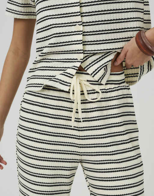 Brave Soul Textured jersey stripe straight leg trousers in cream, 4 of 4