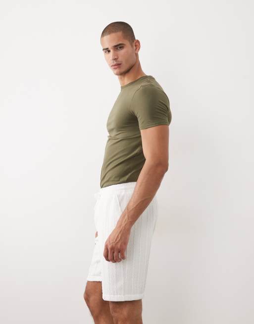 Brave Soul textured stripe shorts in white, 3 of 5