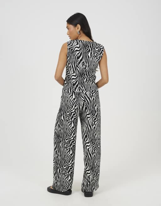 Brave Soul Textured zebra print button through vest in black, 2 of 4