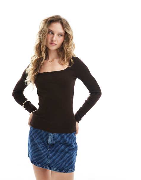 Brave Soul - Top a maniche lunghe con scollo quadrato in cotone marrone cioccolato - view 1