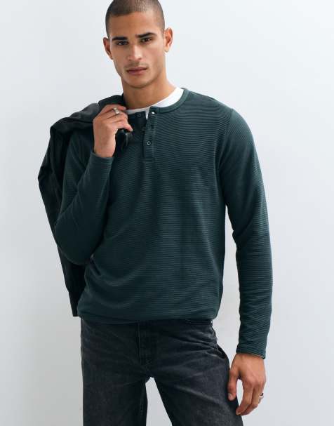 Brave Soul - top henley de punto gofrado en verde oscuro - view 1