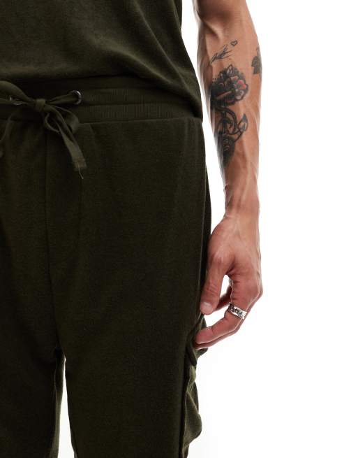 Brave Soul towelling co-ord cargo shorts in khaki, 5 of 5
