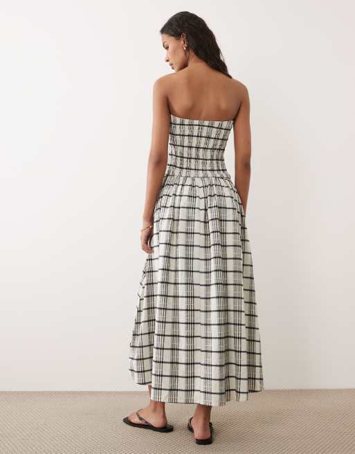Brave Soul – Trägerloses Seersucker-Midikleid mit gerafftem Oberteil und durchgehendem Karomuster , 3 von 4