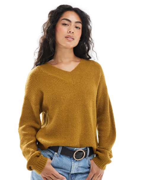 Brave Soul v-neck fisherman knit jumper in olive green - view 1