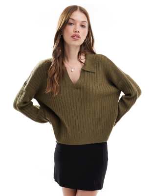 Brave Soul Brave Soul v-neck polo jumper in khaki-Green