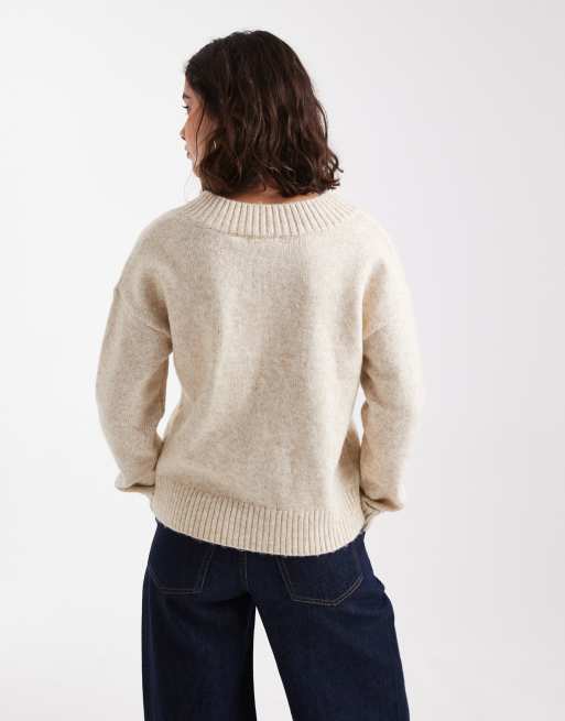 Brave Soul v-neck soft touch jumper in oat, 3 of 4