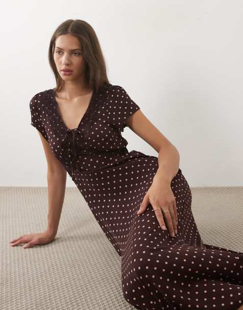 Brave Soul - Vestito midi allacciato sul davanti bordeaux a pois con dettagli in pizzo - view 1