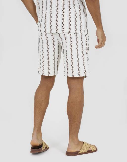 Brave Soul Wavy stripe drawstring shorts in off white, 2 of 4