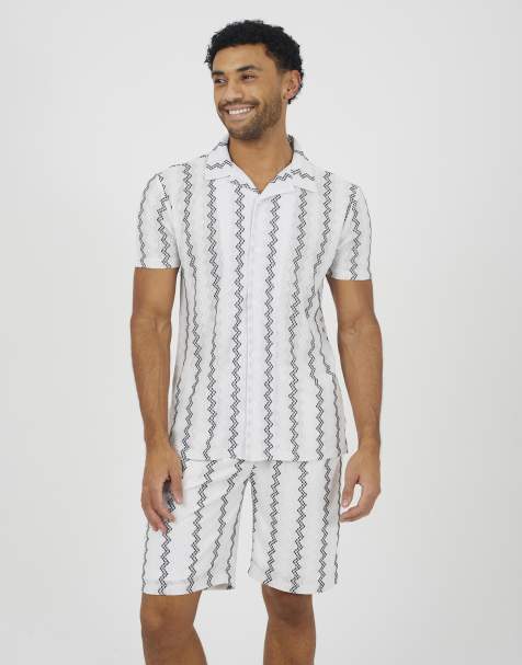 Brave Soul Wavy stripe revere collar short sleeve shirt in white - view 1