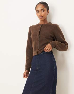Brave Soul - Weiche Strickjacke in Braun mit Rundhalsausschnitt-Brown