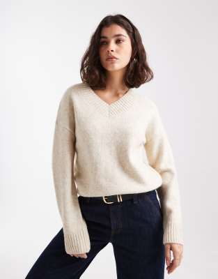 Brave Soul - Weicher Pullover in Haferbeige mit V-Ausschnitt-Neutral