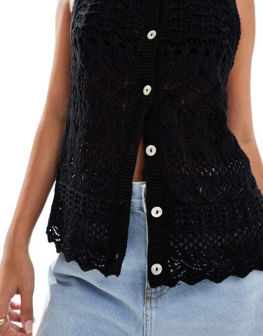 Brave Soul – Weste in Schwarz aus weitmaschigem Häkelstrick mit Taschendetail, 3 von 4