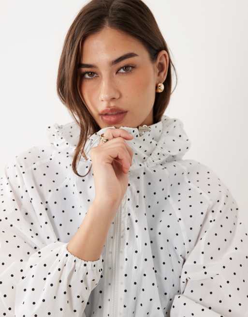 Brave Soul – Windjacke mit Polka Dots in Schwarz und Weiß und Knebelverschluss, 2 von 4