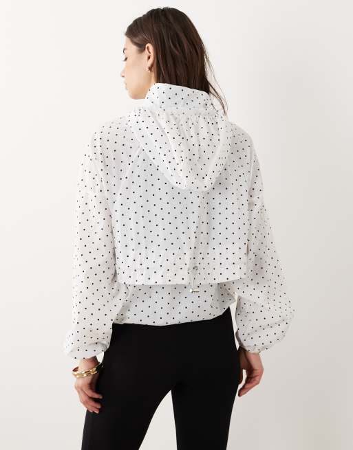 Brave Soul – Windjacke mit Polka Dots in Schwarz und Weiß und Knebelverschluss, 4 von 4