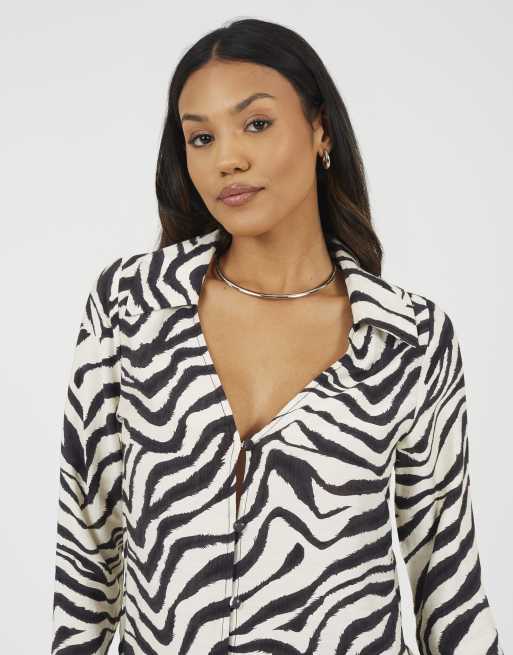 Brave Soul Zebra print long sleeve collared blouse in black, 4 of 4