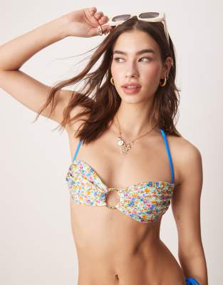Bright Swimwear - Zoe Botanica - Trägerloses Bikinioberteil in Blau mit Ringdetail vorne
