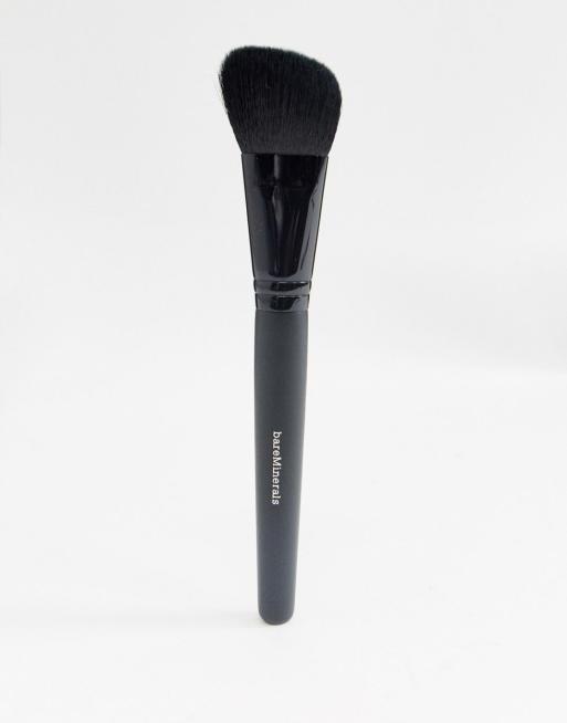 Brocha para colorete Blooming de bareMinerals