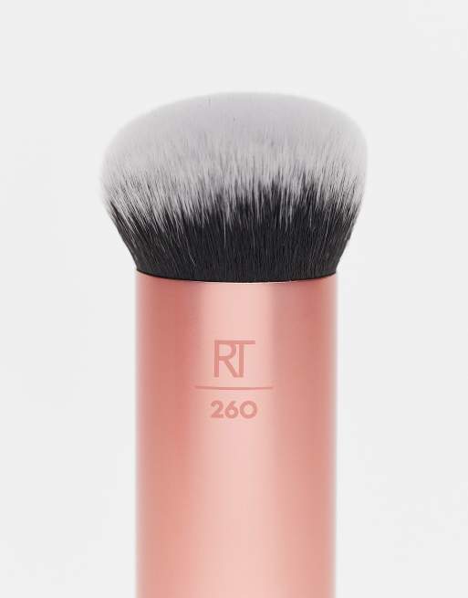 Brocha para maquillaje difuminadora abombada de Real Techniques, 2 de 4