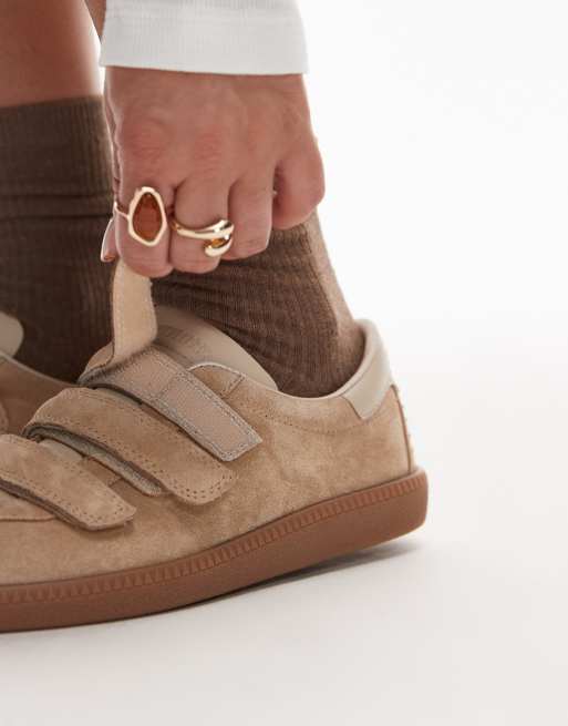 Bronx Bobbie gum sole sneakers with Velcro straps in suede sand, 3 of 5