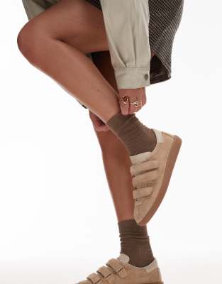  Bobbie gum sole trainers with velcro straps in suede sand