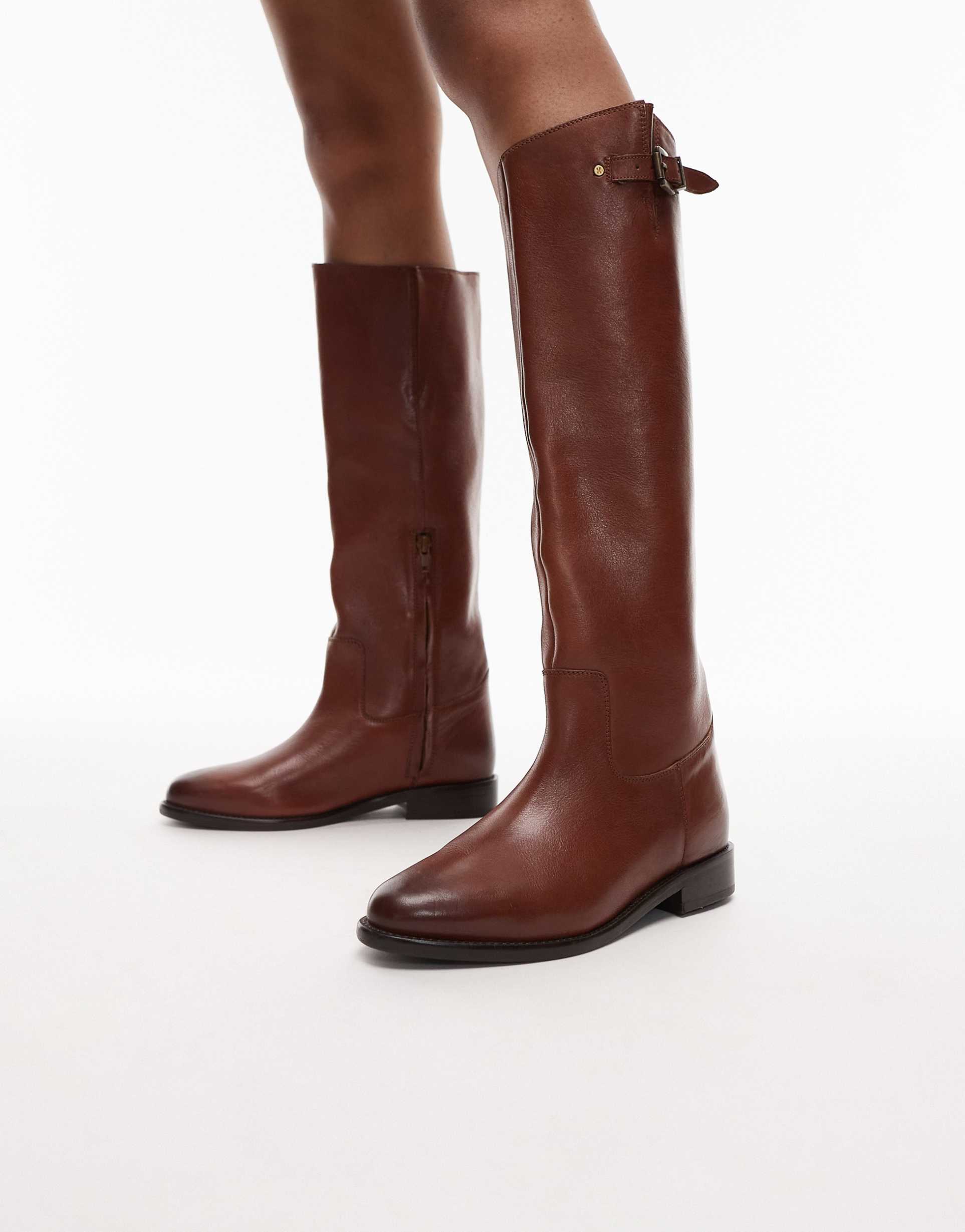 bronx fe-lise buckle detail riding boot in tan