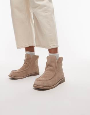 Bronx Fluffy Cozy Boots In Brown