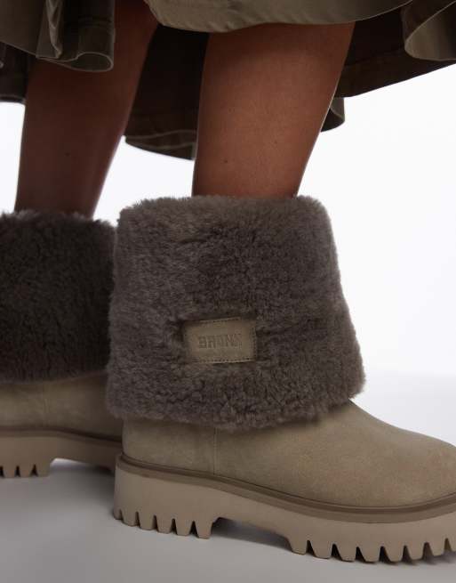 Bronx Groov-y shearling fold over ankle boots in oatmilk suede, 4 of 4