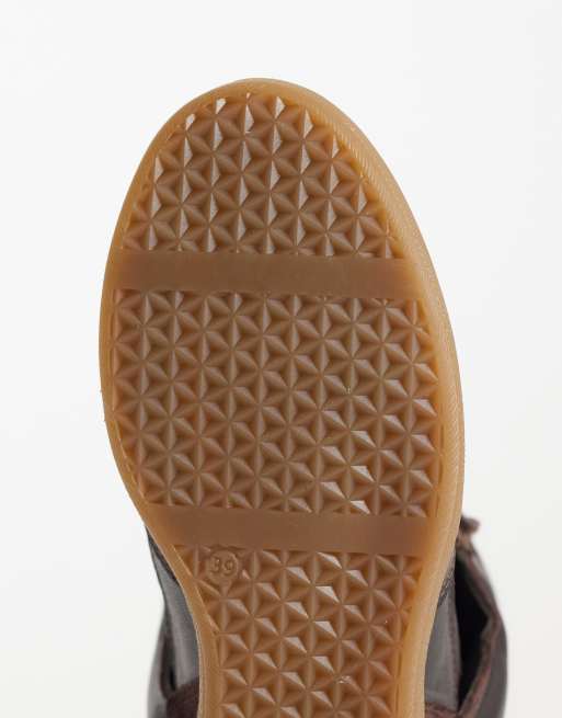 Bronx Jae-yy sneakers i mocka med kilklack i mörkbrunt ormskinnsmönster, 5 av 5