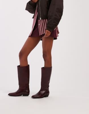 Bronx Kendra Buckle Detail Riding Boots In Red