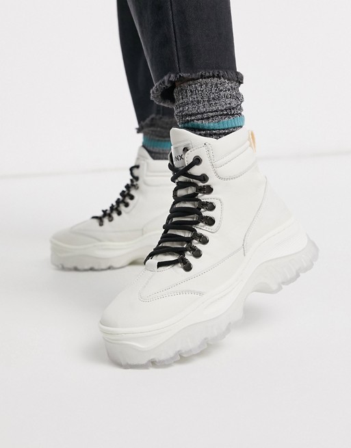 Bronx leather chunky hiker boots in off white