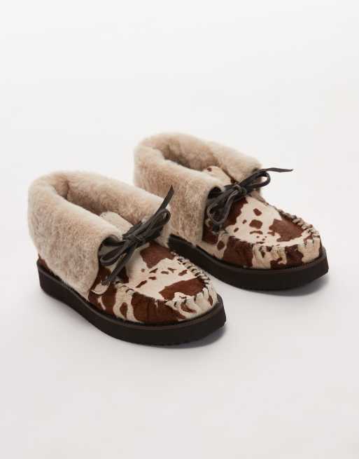 Bronx - Loafers med snørebånd, vamset detalje på indersiden og koprint i ruskind, 2 af 4