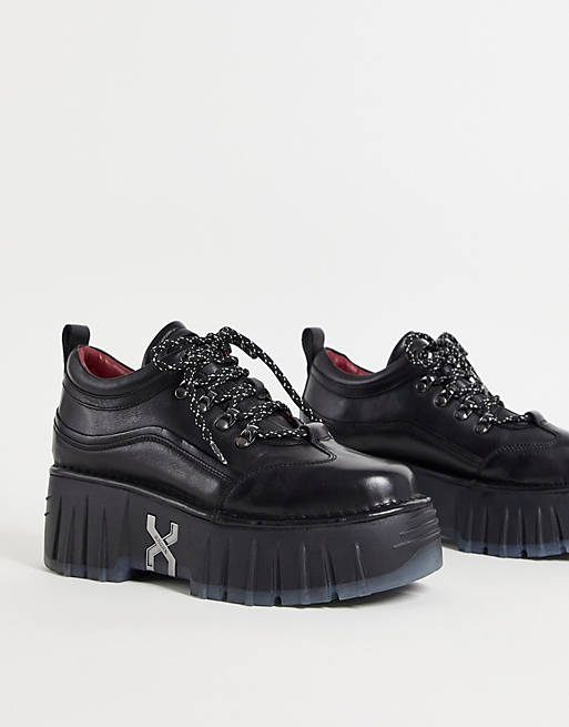 Bronx – Moon Walk – Czarne skórzane buty sportowe na płaskiej masywnej platformie