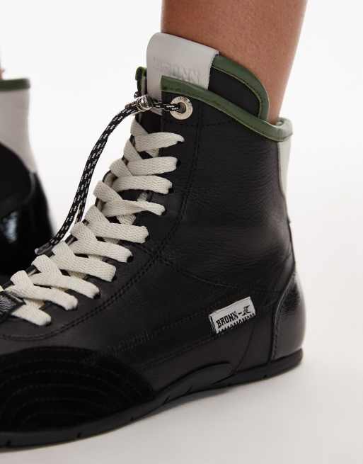 Bronx Myr-aa lace up boxing boot in black, 3 of 5