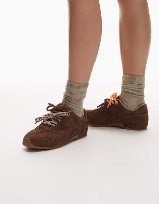  Myr-aa lace up trainers in walnut brown suede