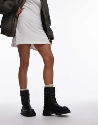 Bronx Quinn biker ankle boots in black grainy leather