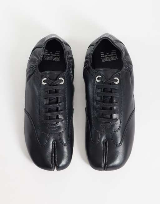 Bronx Semm-ie Sneaker mit geteilter Zehenpartie in Schwarz aus weichem Leder, 2 von 4