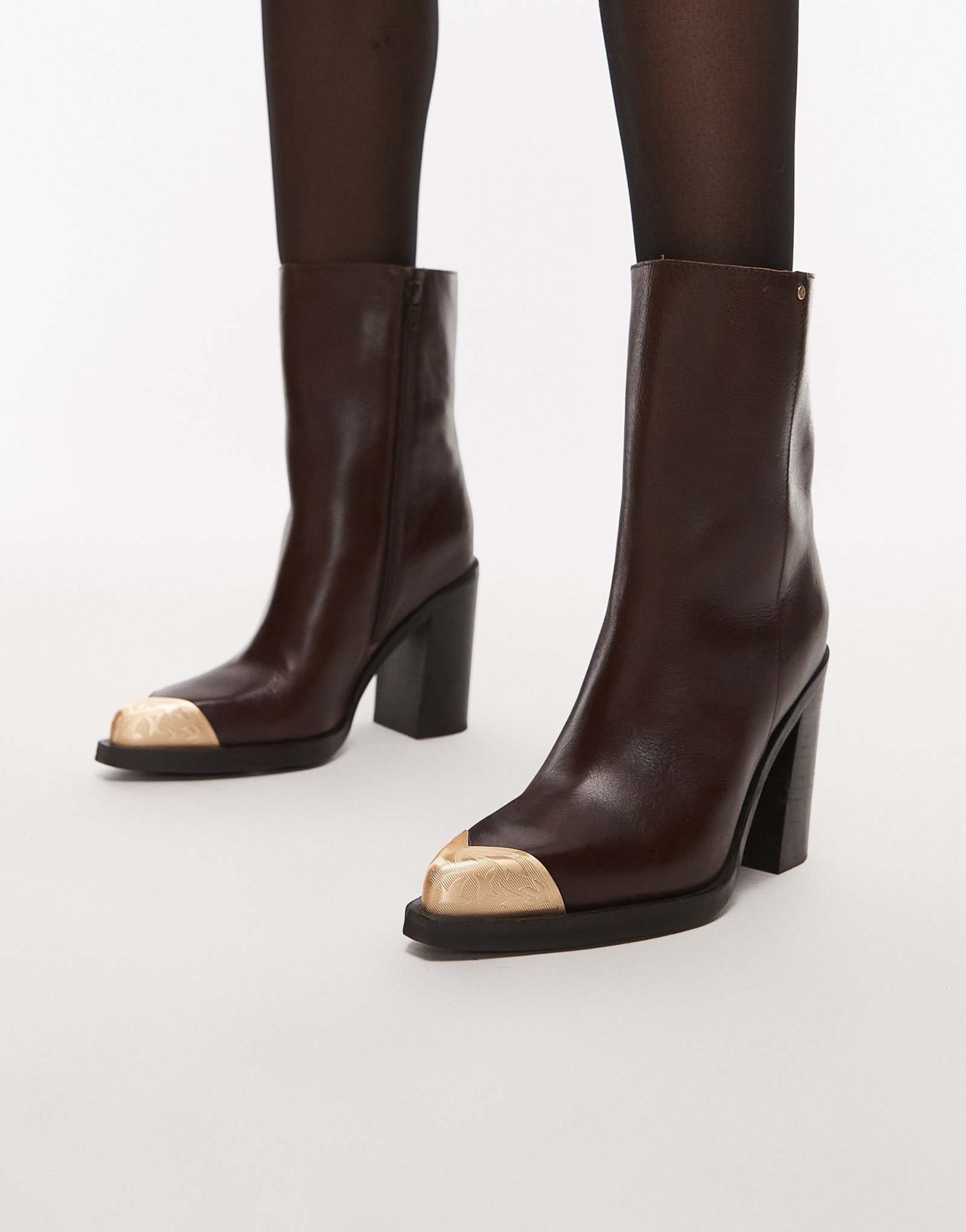 Ботинки с круглым носком из Бронкса коричневого цвета из кожи