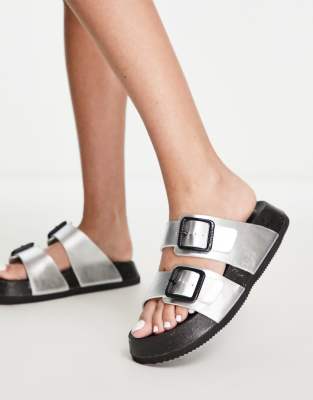 Bronx - Veran-o - Ledersandalen in Metallic-Silber mit zweifachen Riemchen