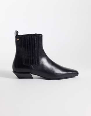 Bronx Vienn-a Square Toe Low Ankle Boots In Black