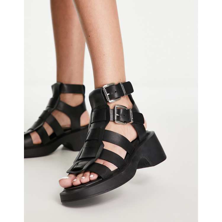 Pull&Bear Women's Multi-Strap Buckled Flats