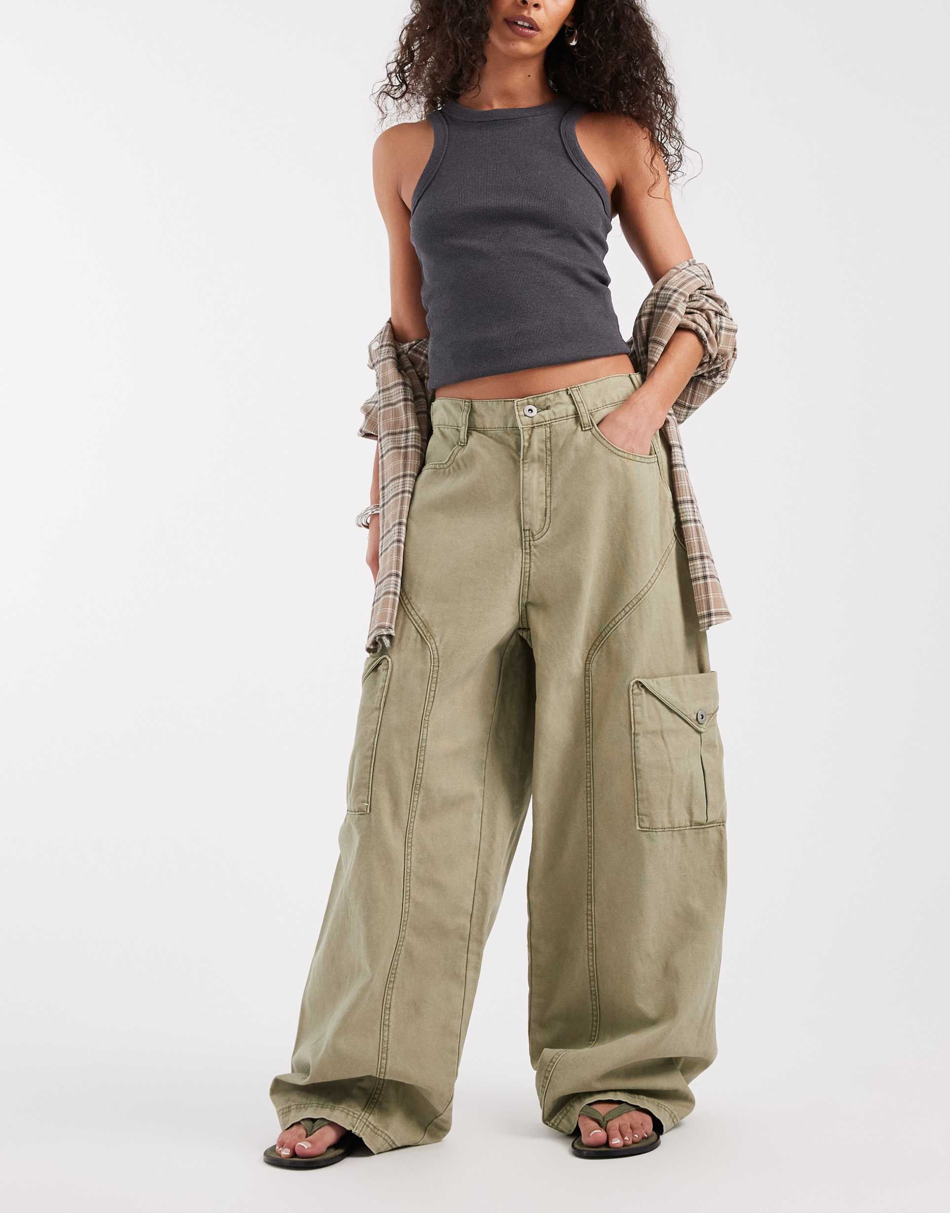 bronze snake annie cargo pants in khaki
