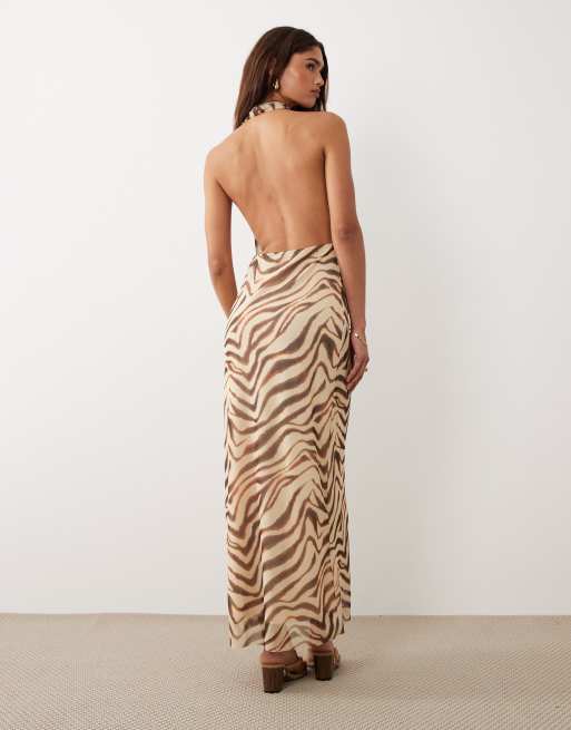 BRONZE SNAKE – Josie – Brązowa sukienka maxi w paski zebry, 2 z 4