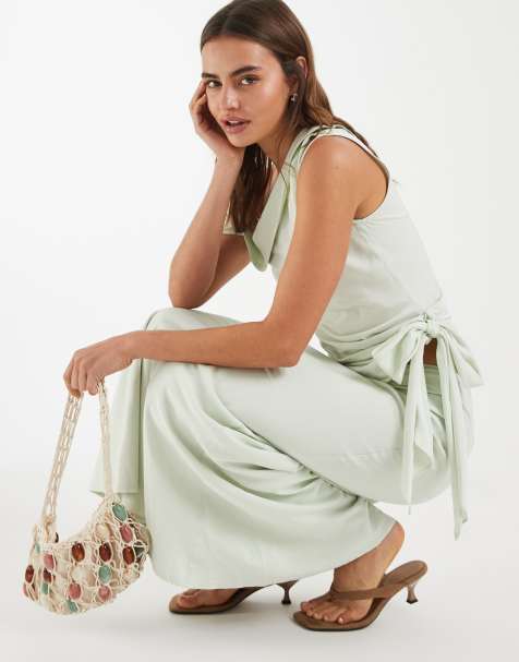 Bronze Snake - Kallie - Set van top met blote schouders en rok in matcha groen - view 1