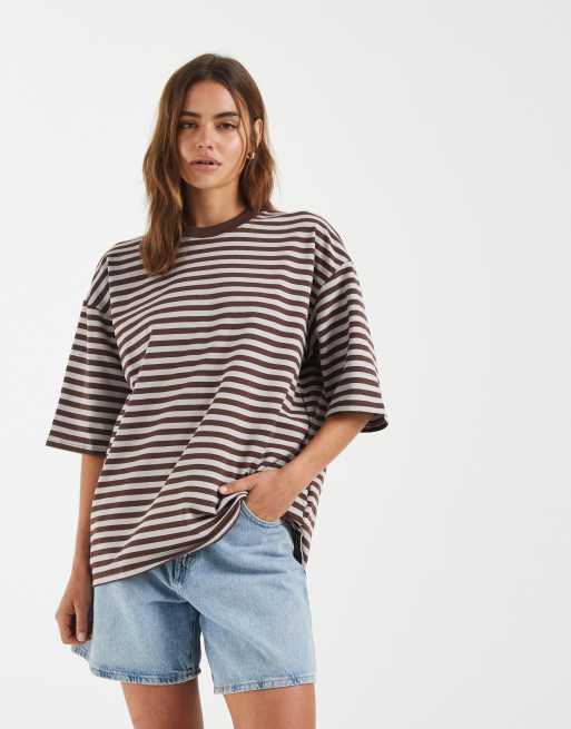 Bronze Snake – Lesley – Gestreiftes T-Shirt in Schokoladenbraun mit Rundhalsausschnitt, 3 von 4