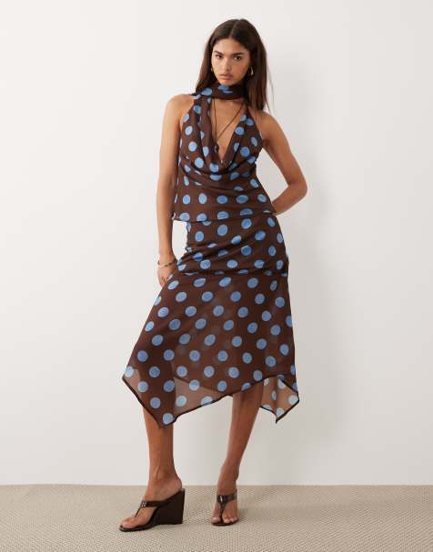 Bronze Snake - Lottie - Ensemble à pois avec jupe et top à col bénitier et détail foulard - Bleu/chocolat - view 1