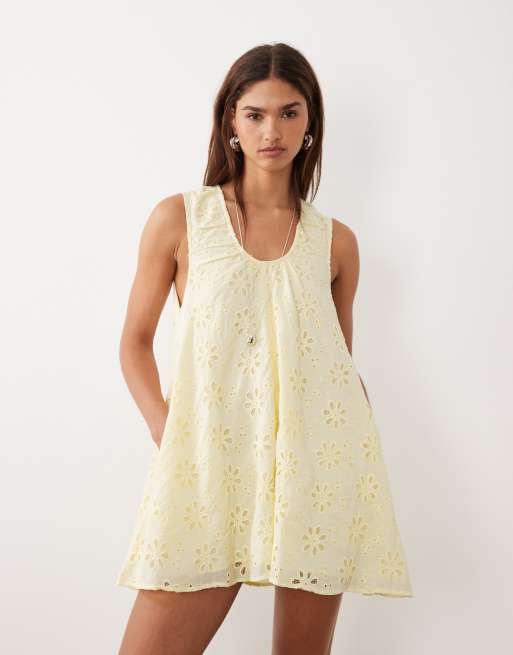 Bronze Snake - Samira - Robe babydoll en broderie anglaise à encolure dégagée - Jaune citron, 2 de 4