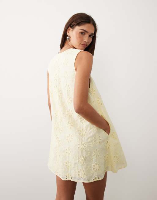 Bronze Snake - Samira - Robe babydoll en broderie anglaise à encolure dégagée - Jaune citron, 3 de 4